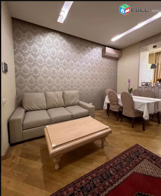 LA07375 Վարձով 3 սենյականոց բնակարան Թումանյան փողոցում