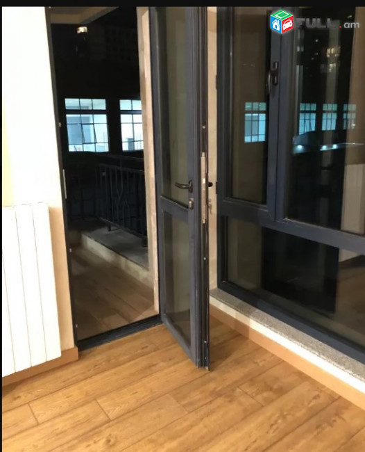LA07390 Վարձով 4 սենյականոց բնակարան Սայաթ Նովա պողոտայում 