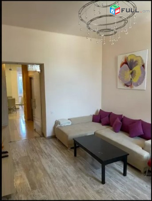 LA07403 Վարձով 2 սենյականոց բնակարան Բաղրամյան պողոտայում 