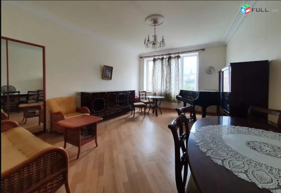 LA07406 Վարձով 2 սենյականոց բնակարան Չարենցի փողոցում 