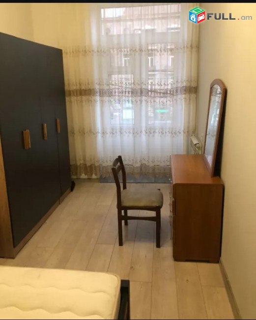LA07426 Վարձով 3 սենյականոց բնակարան Տիգրան Մեծի պողոտա