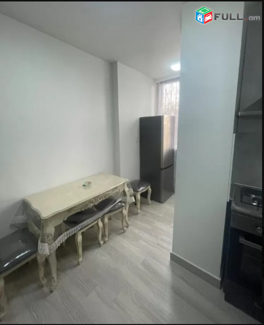 LA07427  Վարձով 3 սենյականոց բնակարան Արշակունյաց պողոտայում