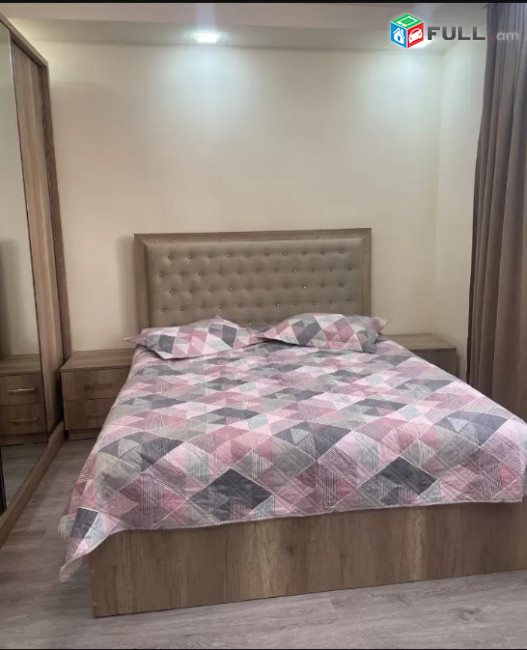 LA07427  Վարձով 3 սենյականոց բնակարան Արշակունյաց պողոտայում