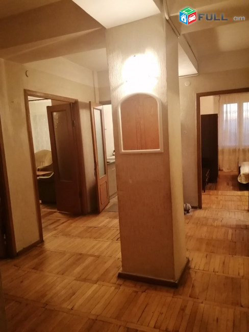 LA07443 Վարձով 3 սենյականոց բնակարան Գյուլբենկյան փողոցում 