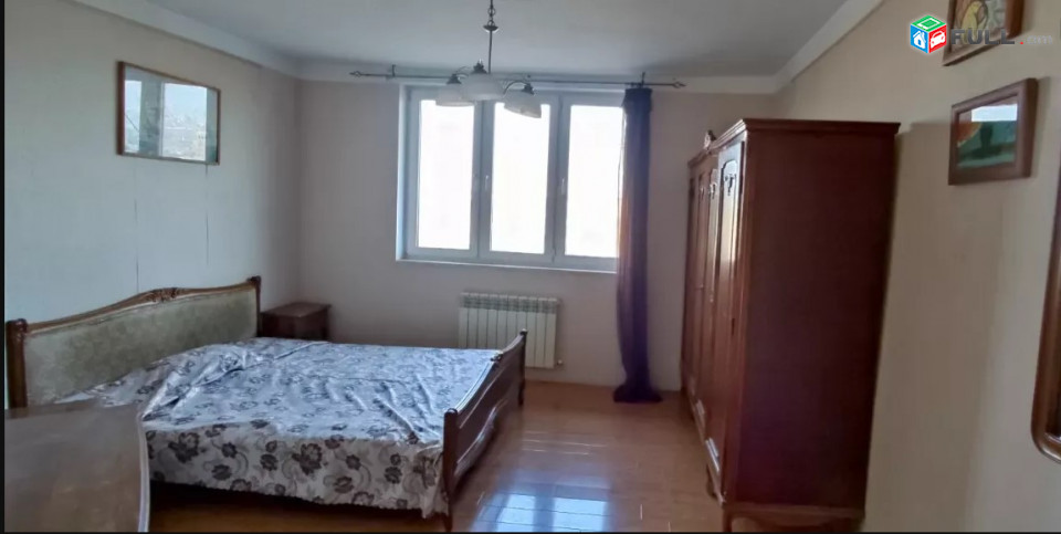 LA07447 Վարձով 4 սենյականոց բնակարան Երվանդ Քոչար փողոցում