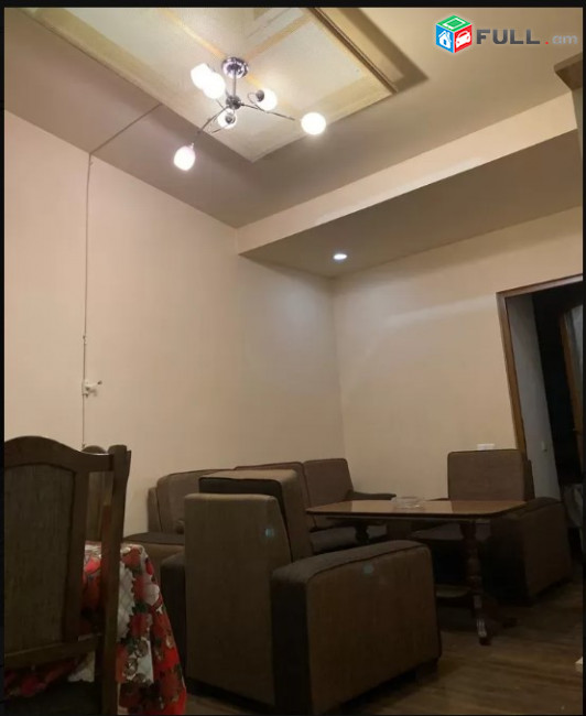 LA07449 Վարձով 3 սենյականոց բնակարան Քաջազնունի փողոցում 