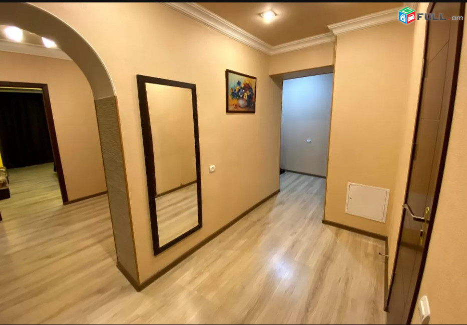 LA07451 Վարձով 3 սենյականոց բնակարան Սարյան փողոցում 