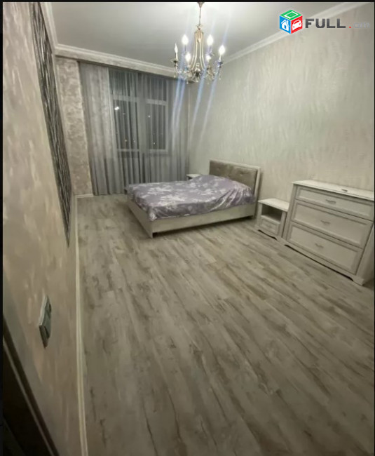 LA07453 Վարձով 3 սենյականոց բնակարան Ռոստոմի փողոց, նորակառույց շենք 