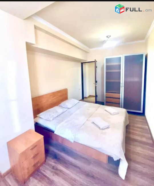 LA07454  Վարձով 2 սենյականոց բնակարան Սայաթ Նովա պողոտայում 