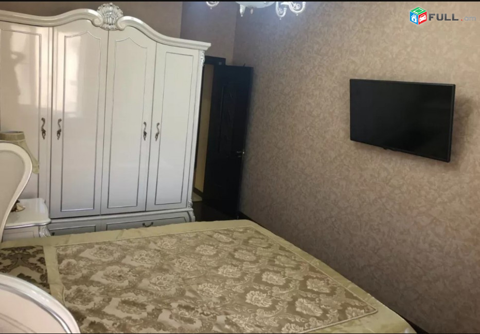 LA07461 Վարձով 3 սենյականոց բնակարան  Քաջազնունու փողոց , Երվանդ Քոչար, նորակառույց շենքում