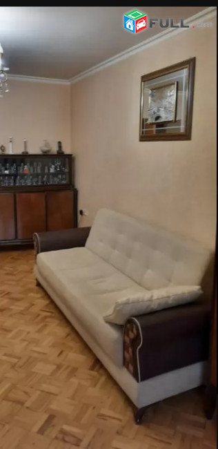 LA07470  Վարձով 3 սենյականոց բնակարան Գյուլբենկյան փողոցում 