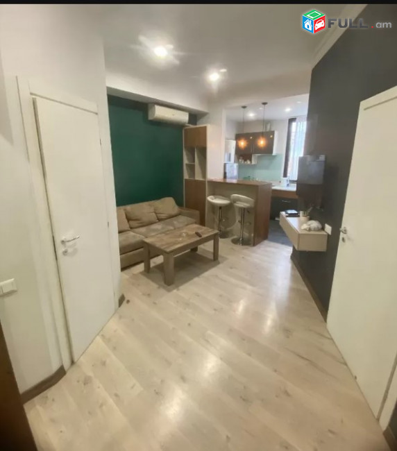 LA07476 Վարձով 2 սենյականոց բնակարան  Պուշկինի փողոց , նորակառույց շենքում