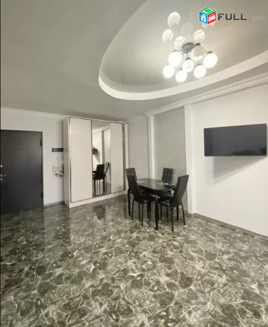 LA07480 Վարձով 2 սենյականոց բնակարան Ամիրյան փողոց,  նորակառույց շենքում