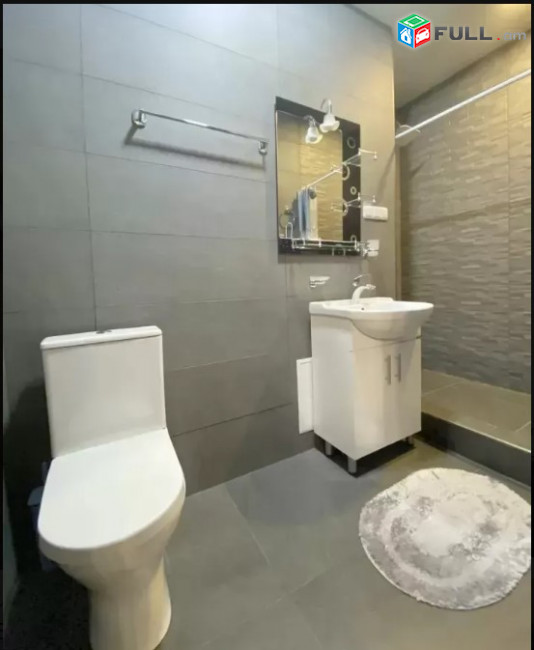 LA07480 Վարձով 2 սենյականոց բնակարան Ամիրյան փողոց,  նորակառույց շենքում