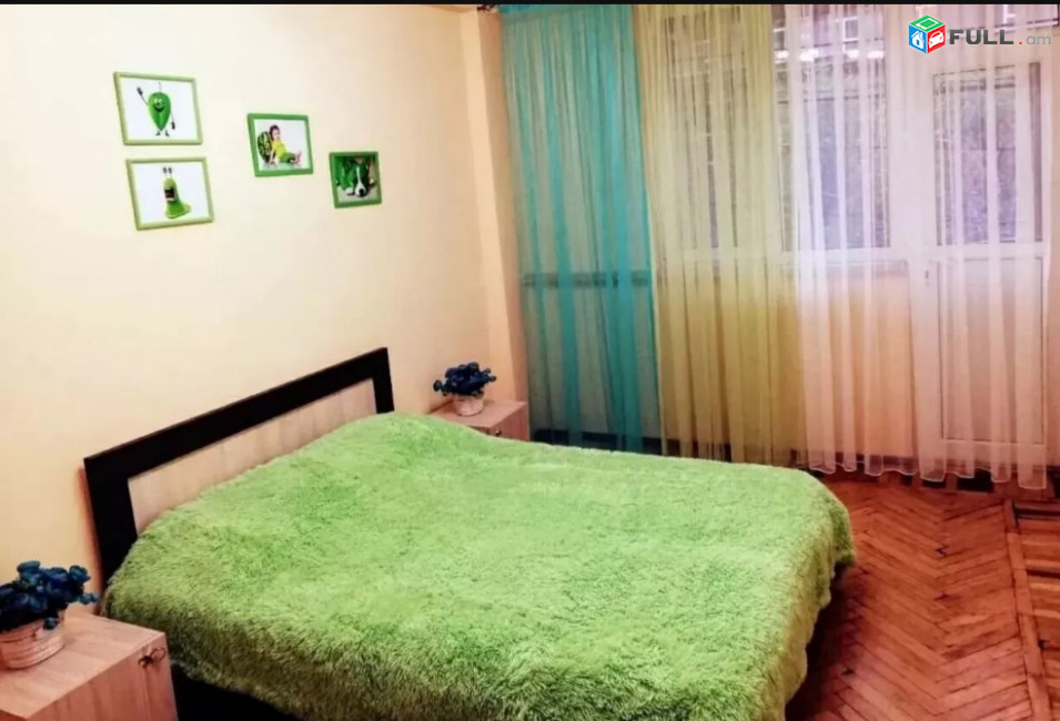 LA07502 Վարձով 3 սենյականոց բնակարան Ամիրյան փողոցում 