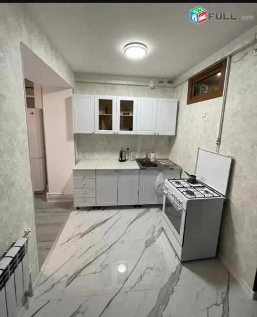 LA07515 Վարձով 2 սենյականոց բնակարան Արամ Խաչատրյան , Երիցյաններ սուպերմարկետի հարևանությամբ 