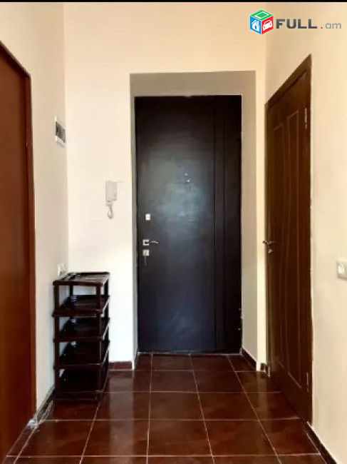 LA07524 Վարձով 1 սենյականոց բնակարան Չարենցի փողոցում 