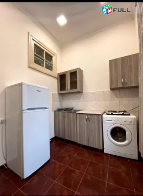 LA07524 Վարձով 1 սենյականոց բնակարան Չարենցի փողոցում 