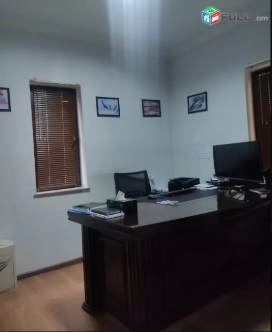 LA07529  Վարձով 50 քմ Գրասենյակային տարածք Ամիրյան փողոցում