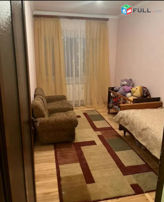 LA07541 Վարձով 3 սենյականոց բնակարան  Դավթաշեն 1 թաղամաս 