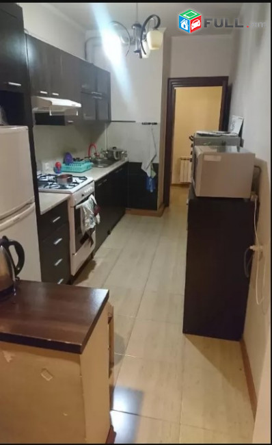 LA07542 Վարձով 3 սենյականոց բնակարան Դավթաշեն 4 թաղամաս