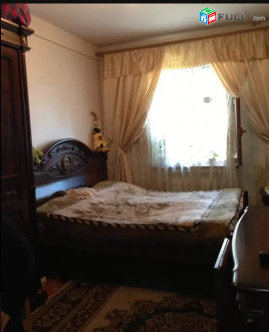 LA07544 Վարձով 3 սենյականոց բնակարան Դավթաշեն 4 թաղամաս