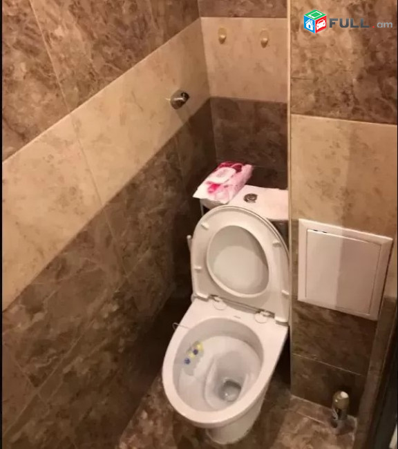 LA02740 Վարձով 3 սենյականոց բնակարան Թումանյան փողոցում 