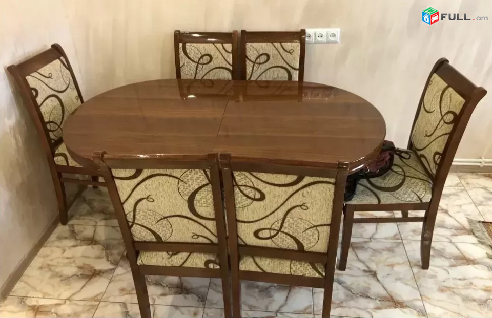 LA02740 Վարձով 3 սենյականոց բնակարան Թումանյան փողոցում 