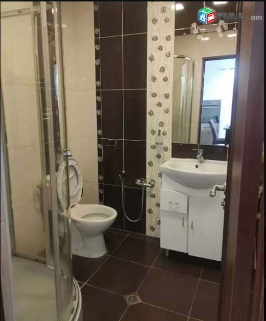 LA07580 Վարձով 2 սենյականոց բնակարան Գրիբոյեդովի փողոց , նորակառույց շենք 