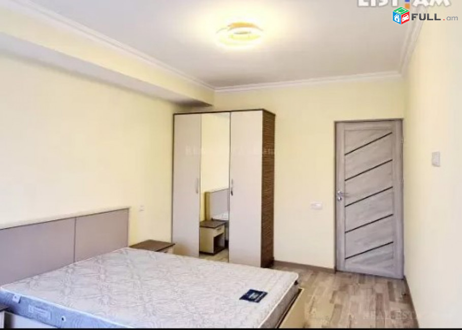 LA07717 Վարձով 4 սենյականոց բնակարան Վրացյան փողոցում 