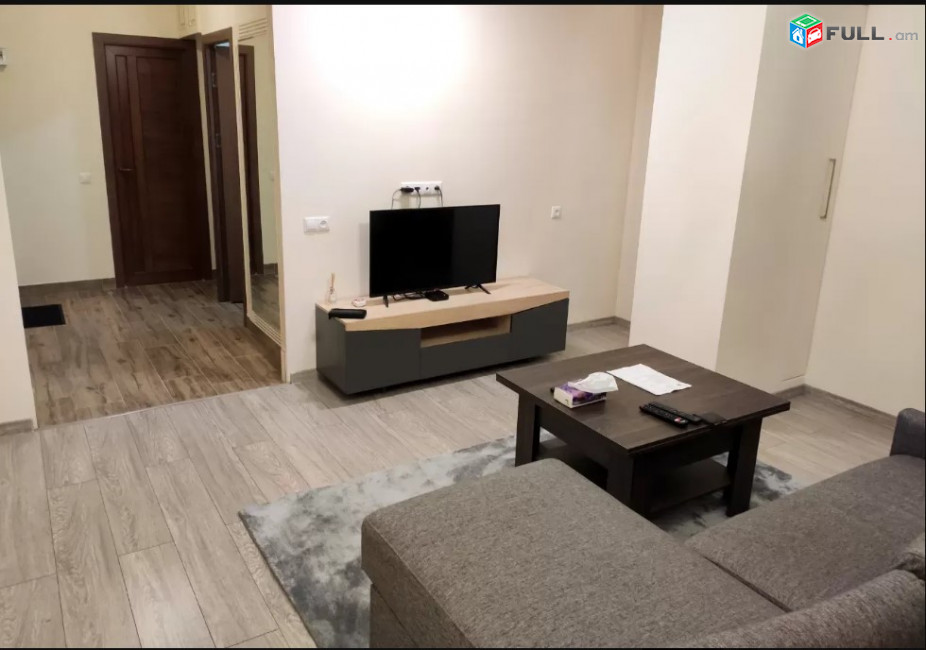 LA07755 Վարձով 3 սենյականոց բնակարան Արամ Խաչատրյան , նորակառույց շենք
