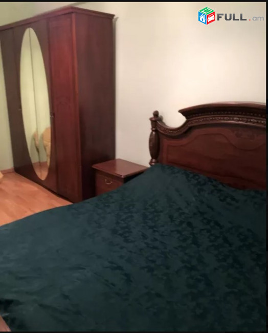 LA07754 Վարձով 3 սենյականոց բնակարան Ամիրյան փողոցում 