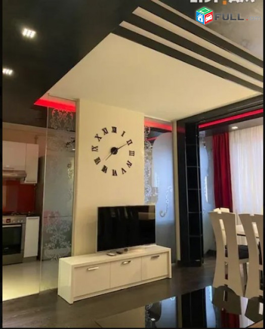 LA07801 Վարձով 2 սենյակ + աշխատասենյակ Վարդանանց , Գնունի 
