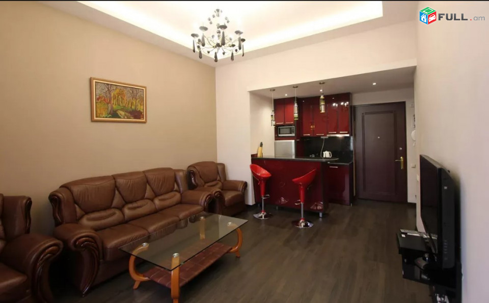 LA07806  Օրավարձով 2 սենյականոց բնակարան Աբովյան փողոցում 