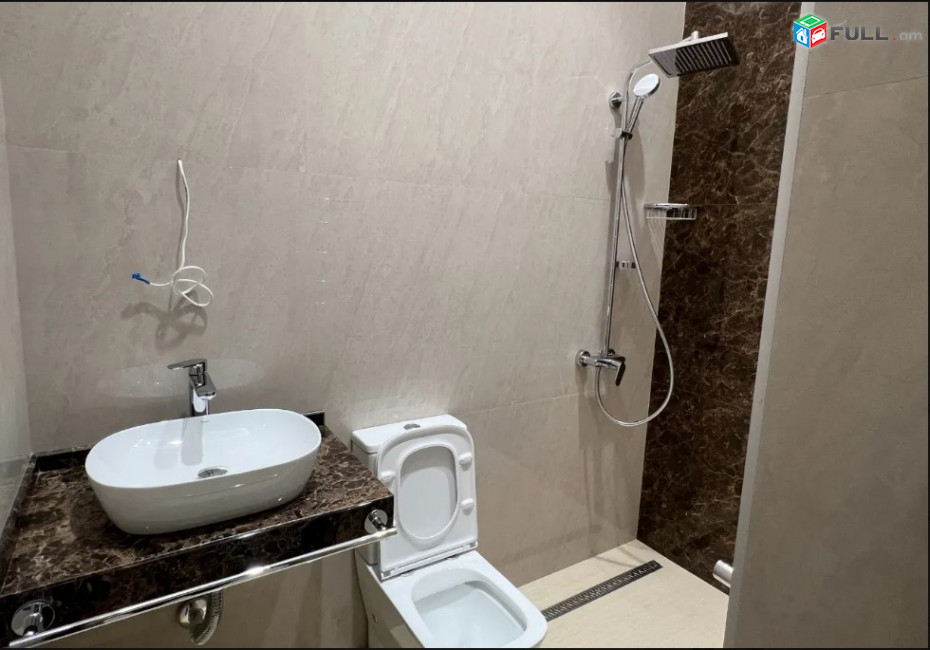 LA07826 Վարձով 170 քմ գրասենյակային տարածք Թումանյան փողոցում