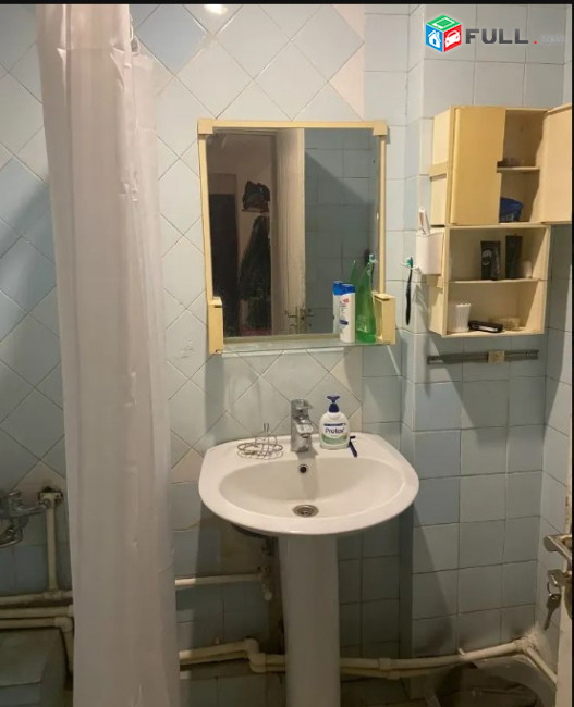 LA07842 Վարձով 2 սենյականոց բնակարան Զավարյան փողոցում 