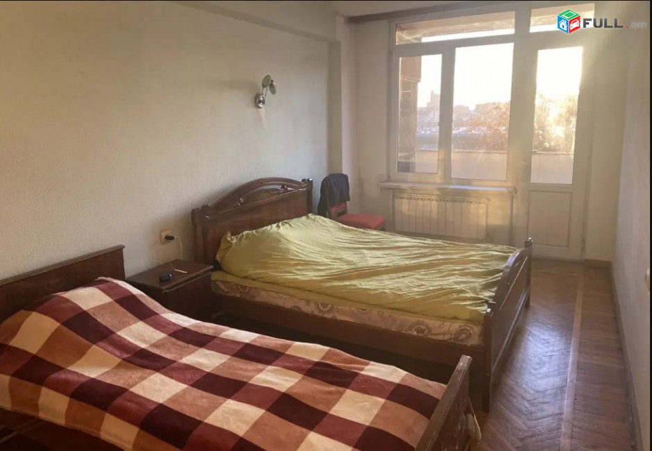 LA07842 Վարձով 2 սենյականոց բնակարան Զավարյան փողոցում 
