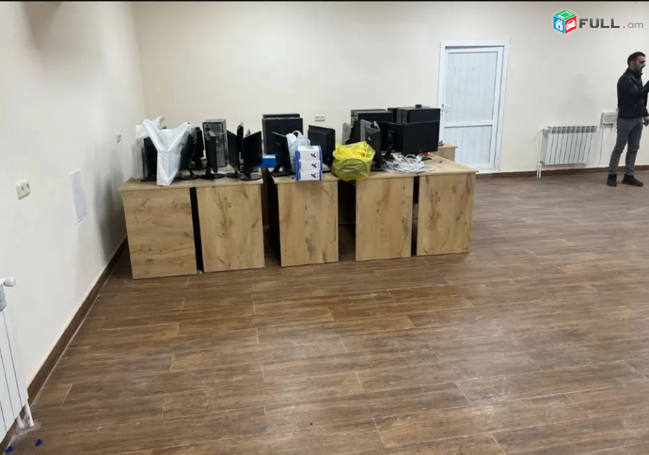 LA07847 Վարձով 146 քմ . տարածք Կոմիտասի պողոտա , Վաղարշյան  խաչմերուկի մոտ