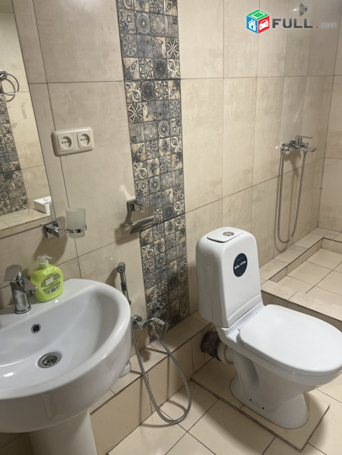 LA07847 Վարձով 146 քմ . տարածք Կոմիտասի պողոտա , Վաղարշյան  խաչմերուկի մոտ