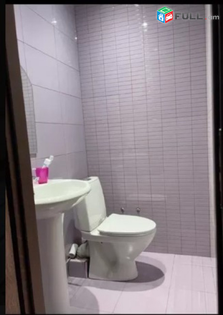LA07857 Վարձով 3 սենյականոց բնակարան Վաղարշ Վաղարշյան փողոցում