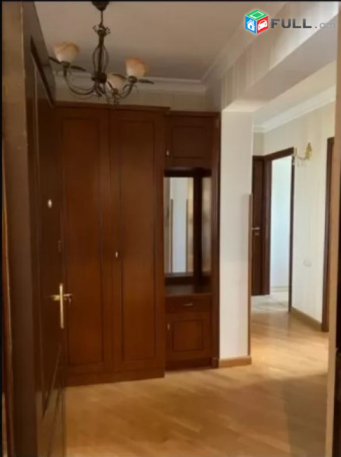 LA07857 Վարձով 3 սենյականոց բնակարան Վաղարշ Վաղարշյան փողոցում