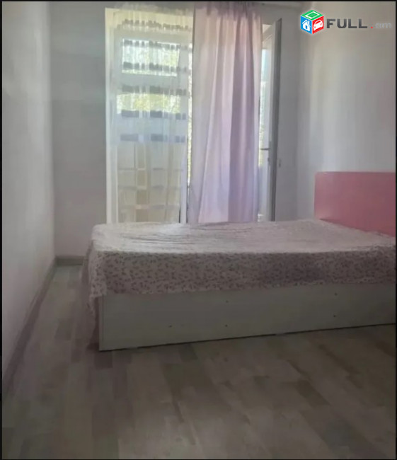 LA07865 Վարձով 2 սենյականոց բնակարան Հալաբյան փողոցում