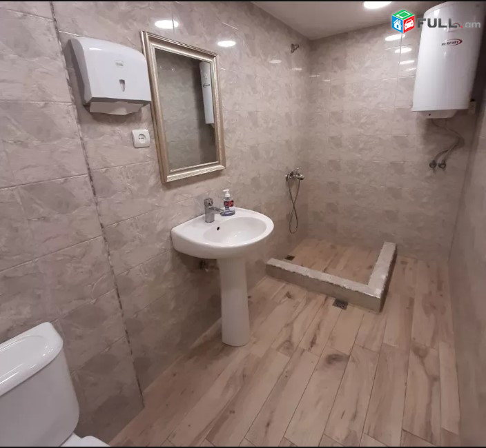 LA07888 Վարձով 105 քմ գրասենյակային տարածք Վարդանանց փողոցում