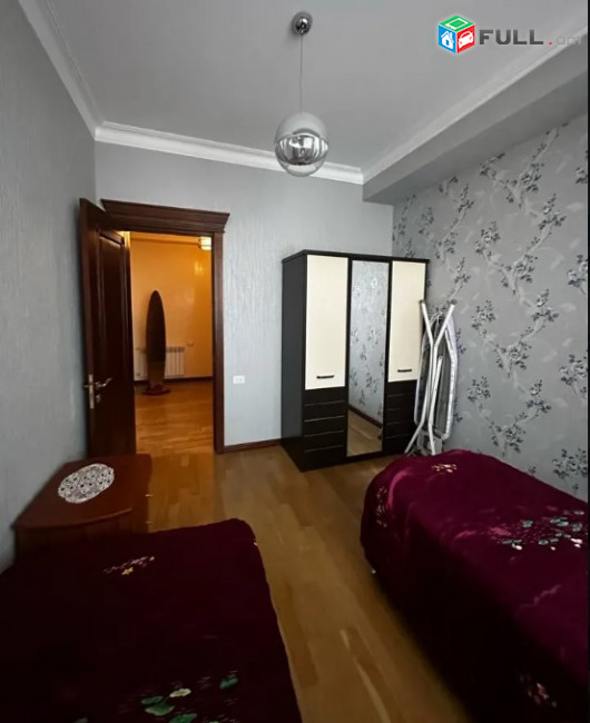 LA07900 Վարձով 3 սենյականոց բնակարան Մաշտոցի պողոտա , նորակառույց շենք