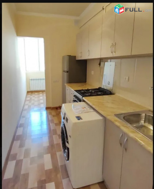 LA07927 Վարձով 1 սենյականոց բնակարան Վիկտոր Համբարձումյան փողոցում 