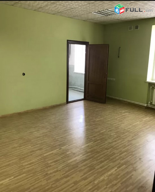 LA07940 Վարձով 132 քմ. Գրասենյակային տարածք Նիկողայոս Ադոնցի փողոցում Արաբկիրում,