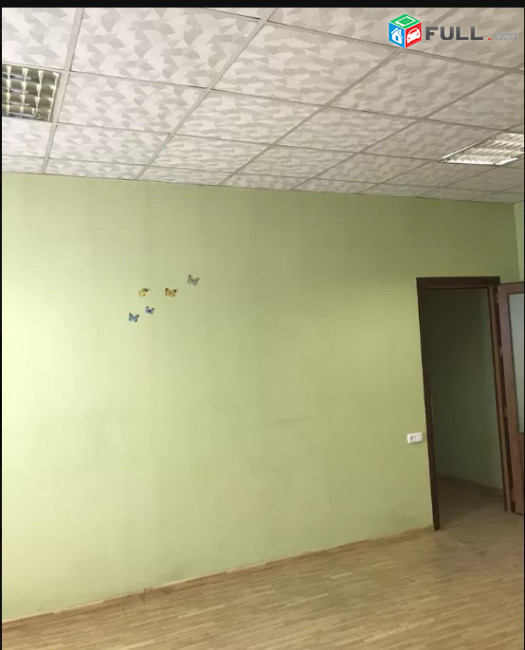 LA07940 Վարձով 132 քմ. Գրասենյակային տարածք Նիկողայոս Ադոնցի փողոցում Արաբկիրում,