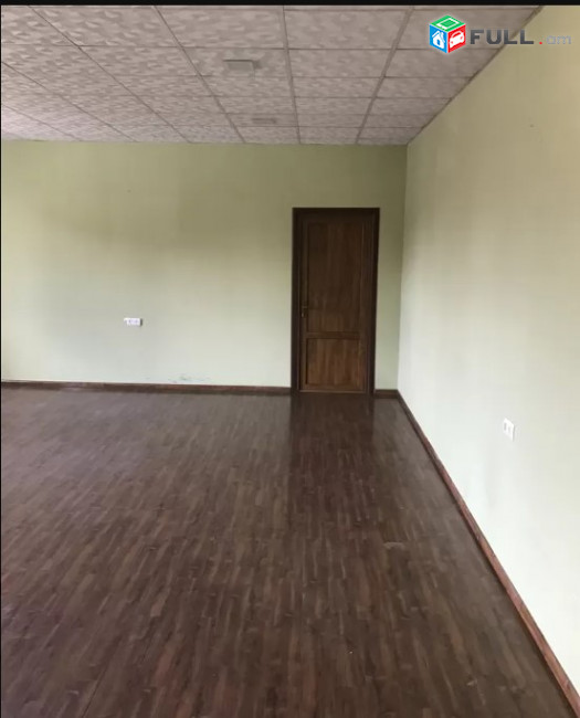 LA07940 Վարձով 132 քմ. Գրասենյակային տարածք Նիկողայոս Ադոնցի փողոցում Արաբկիրում,