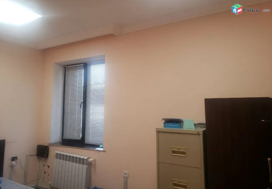 LA07942 Վարձով  135 ք.մ. բազմաֆունկցիոնալ գույք կենտրոնում Դալմայ առևտրի կենտրոնի մոտ 