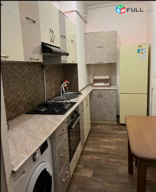 LA07949  Վարձով 3 սենյականոց բնակարան Տիգրան Պետրոսյան փողոց , նորակառույց շենքում
